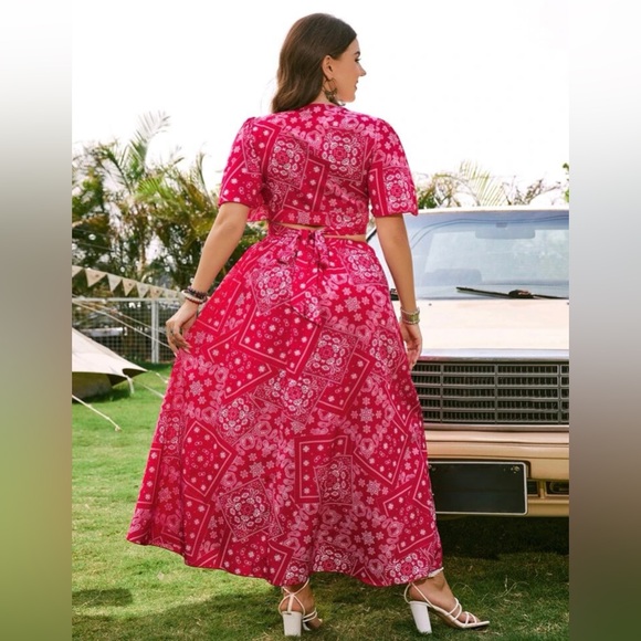 NWT SHEIN Paisley Print Butterfly Sleeve Crop Top & Wrap Hem Skirt - Picture 2 of 12